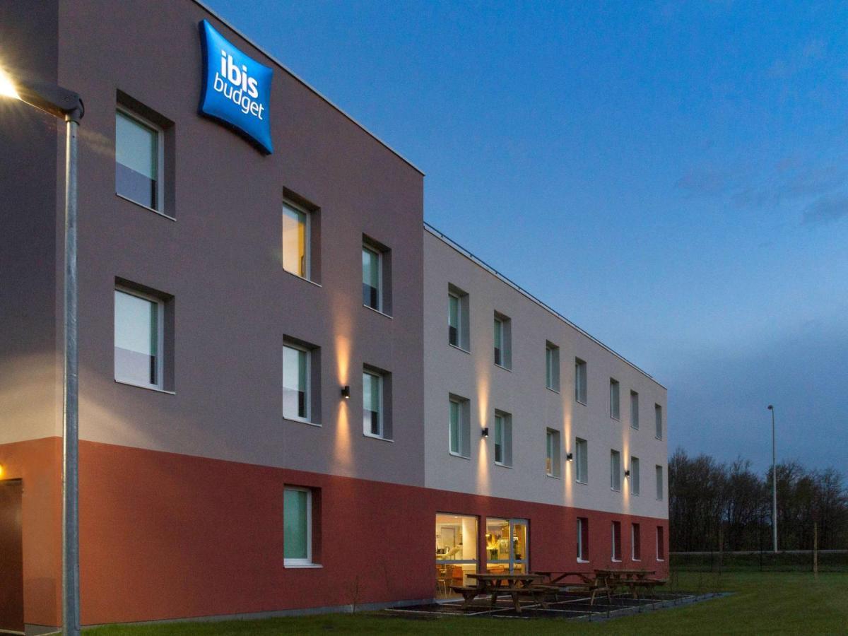 ibis budget Romorantin Bagian luar foto